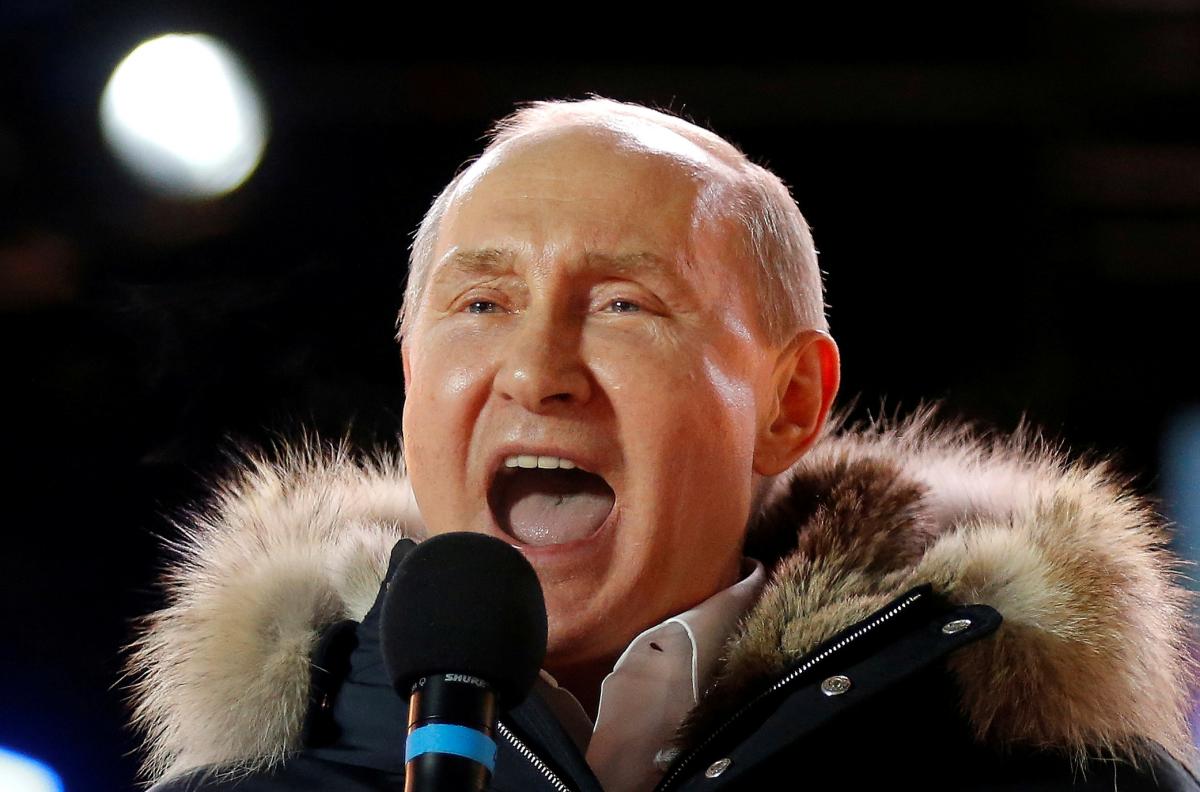 Vladimir Putin is now wanted / photo REUTERS