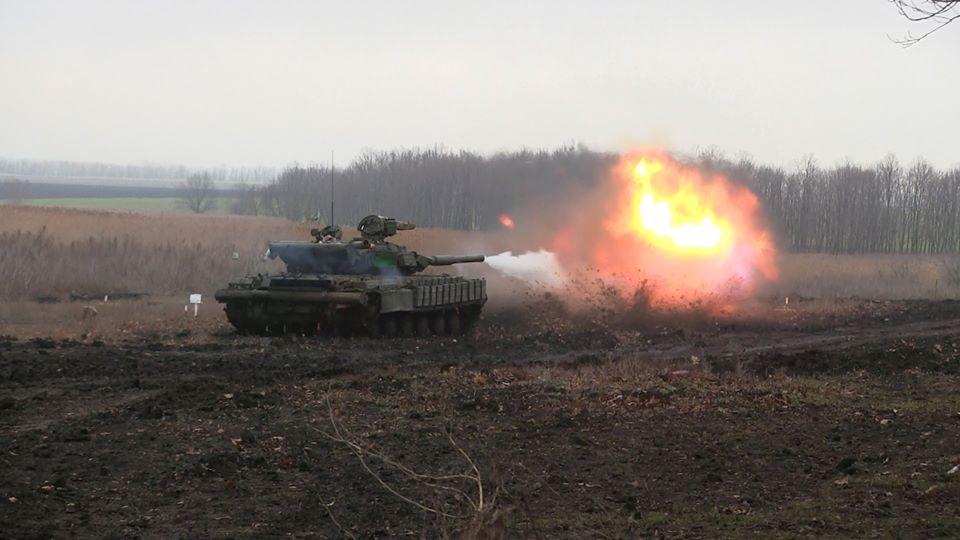Танкісти показали, як знищуватимуть ворога / ООС Танкісти показали, як знищуватимуть ворога / ООС