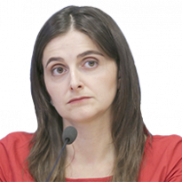 "В особисті повідомлення приходить багато проклять, стогонів, образ і критики. Я такий тиск вже відчувала після розслідувань про іспанську віллу Порошенка"