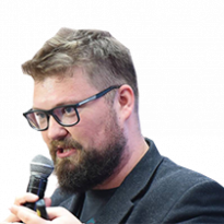 "Вся молодь зараз не дивиться телевізор, не читає новини і не буде. Молодь грає в ігри"