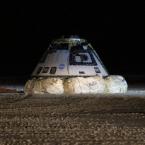 Космический корабль Starliner впервые совершил удачную посадку на землю (видео)