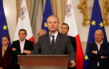 Премьер Мальты уйдет в отставку на фоне расследования резонансного убийства журналистки