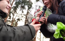 В Харькове парень сделал необычное предложение руки и сердца (видео)