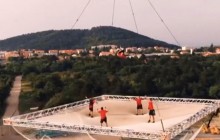 У Словенії акробати виконали неймовірні трюки на висоті 30 метрів (відео)