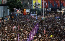 У Гонконзі відбувається наймасовіший за останні місяці протест (фото)