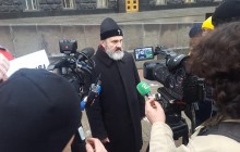 Архієпископ Кримської єпархії ПЦУ Климент оголосив безстрокове голодування біля стін Кабміну