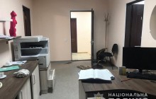 Зв'язали пенсіонерку-охоронця і вкрали 13 ноутбуків: у Миколаївській області зухвало пограбували ОТГ