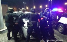 У Черкасах затримали вимагачів, які відібрали у чоловіка авто і змусили написати боргову розписку