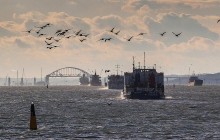 Россия на 4 дня перекрыла Керченский пролив