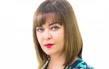 "Не потрібно сприймати Новий рік, як якийсь Рубікон. Це просто свято. Підсумки підіб'єте у свій день народження"