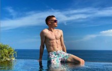 "Все, что я хочу на Рождество": лидер Динамо зажигательно станцевал под легендарный хит (видео)