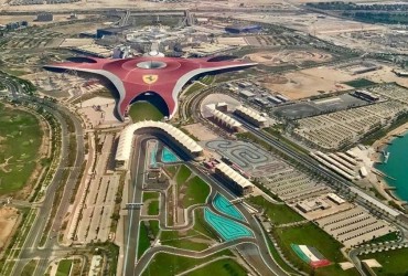 Ferrari World вперше відкриває доступ на дах