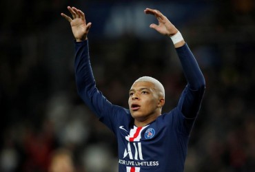 Найдорожчого футболіста в світі запідозрили у відносинах з трансгендером