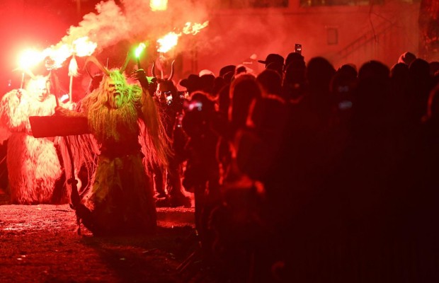 Антиподы Санта-Клауса устроили жуткое шоу в Австрии (видео, фоторепортаж)