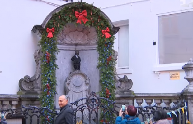 Легендарний брюссельський "Хлопчик-дзюркунчик" святкує 400-річний ювілей (відео)