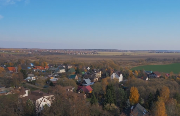 "Детей еще не было в планах": Галкин объяснил, зачем построил замок для Пугачевой (видео)