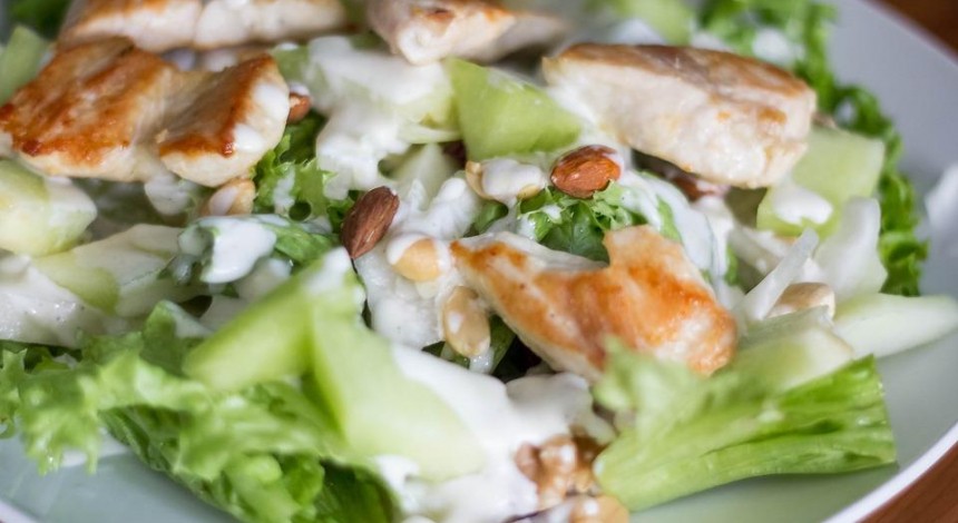 Салати з куркою на різдвяний стіл 2020