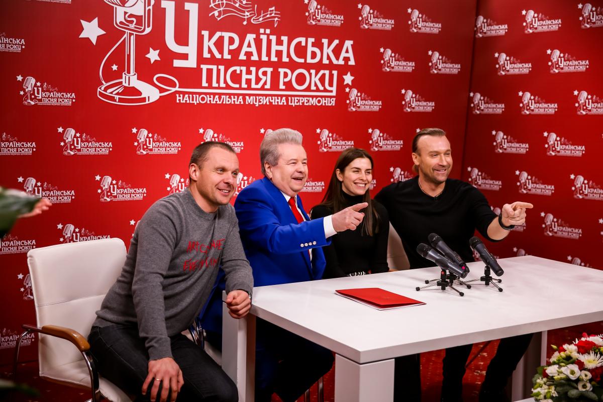 Михаил Поплавский и Олег Винник назвали дату выхода 'Української пісні року' Михаил Поплавский и Олег Винник назвали дату выхода 'Української пісні року'