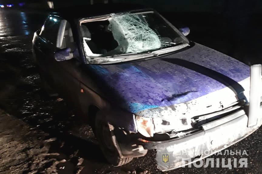 Водій на ВАЗ наїхав на двох дітей / фото: npu.gov.ua Водій на ВАЗ наїхав на двох дітей / фото: npu.gov.ua