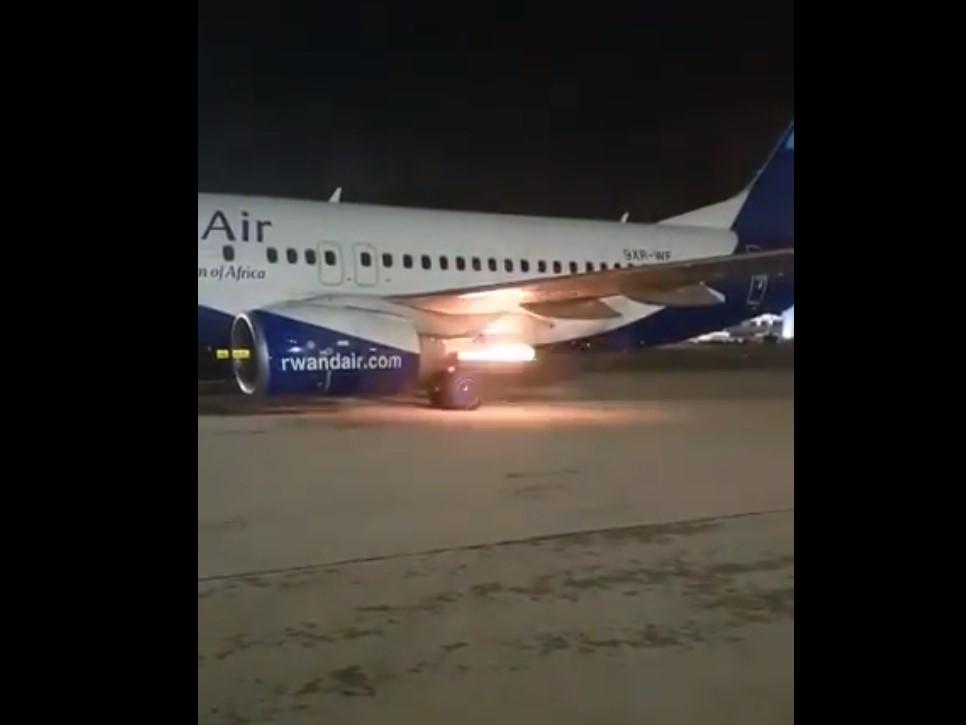Самолет Boeing 737 следовал из аэропорта Бен-Гурион в столицу Руанды / скриншот из видео