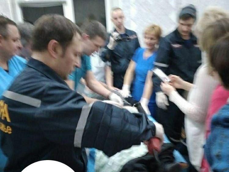 Самостійно зняти гайку чоловік не зміг / фото: Суббота.UA Самостійно зняти гайку чоловік не зміг / фото: Суббота.UA
