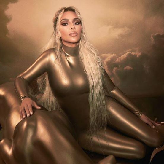 Кардашьян не впізнали на новому фото / instagram.com/kimkardashian Кардашьян не впізнали на новому фото / instagram.com/kimkardashian