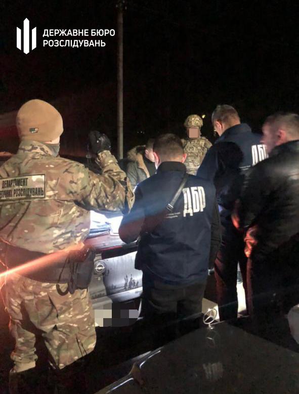 На Львівщині правоохоронці затримали податківця на хабарі 30 тисяч гривень - ДБР На Львівщині правоохоронці затримали податківця на хабарі 30 тисяч гривень - ДБР
