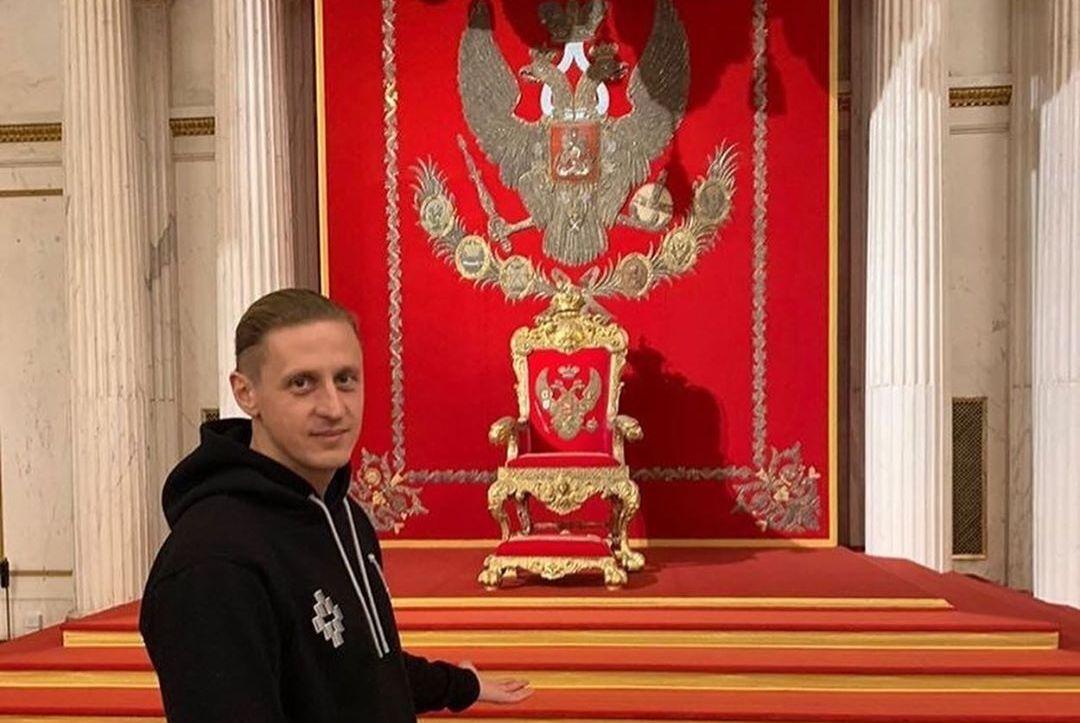 Ігор Сікорський провів відпустку у Санкт-Петербурзі / фото: Instagram Ігор Сікорський провів відпустку у Санкт-Петербурзі / фото: Instagram