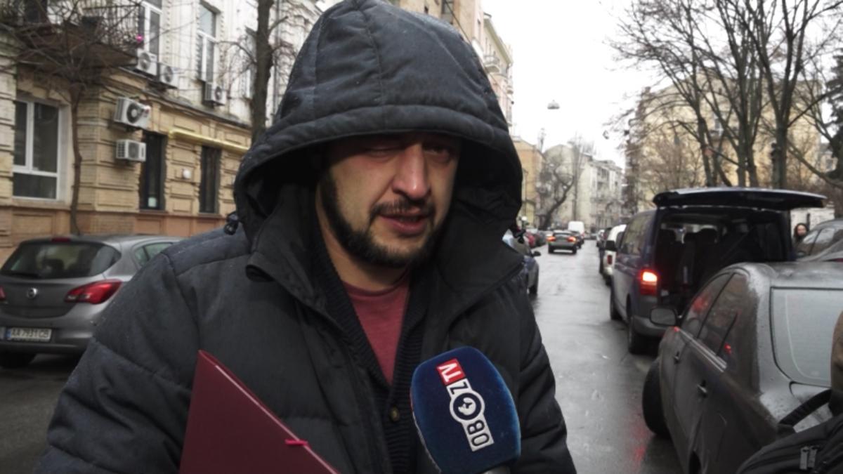 На журналистов, задававших острые вопросы рейдерам Микитася, напали после пресс-конференции На журналистов, задававших острые вопросы рейдерам Микитася, напали после пресс-конференции