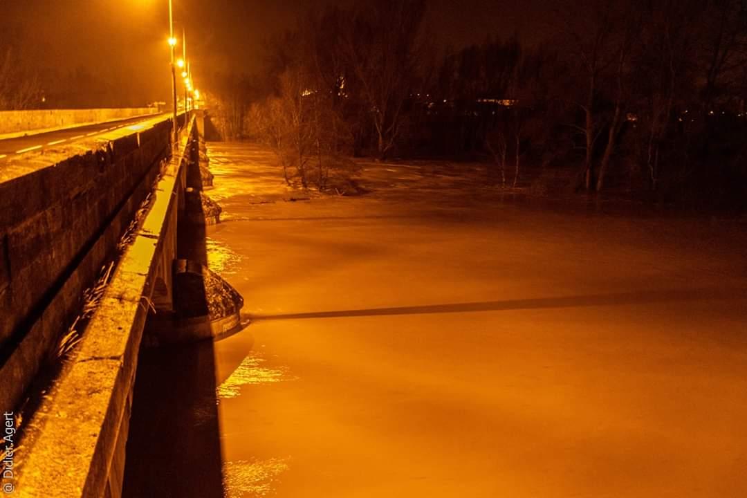 Шторм "Глорія" накрив Франції / twitter.com/Meteo_Pyrenees Шторм "Глорія" накрив Франції / twitter.com/Meteo_Pyrenees