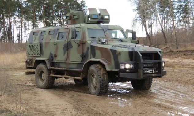 Машини "Козак-2", за словами Бутусова, не враховують реальну потребу військ Машини "Козак-2", за словами Бутусова, не враховують реальну потребу військ