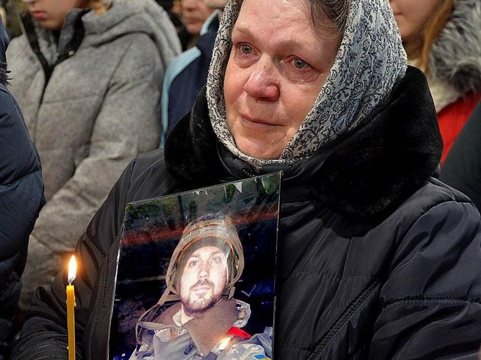 Бабушка пела в этой церкви много лет / фото: АрміяInform Бабушка пела в этой церкви много лет / фото: АрміяInform