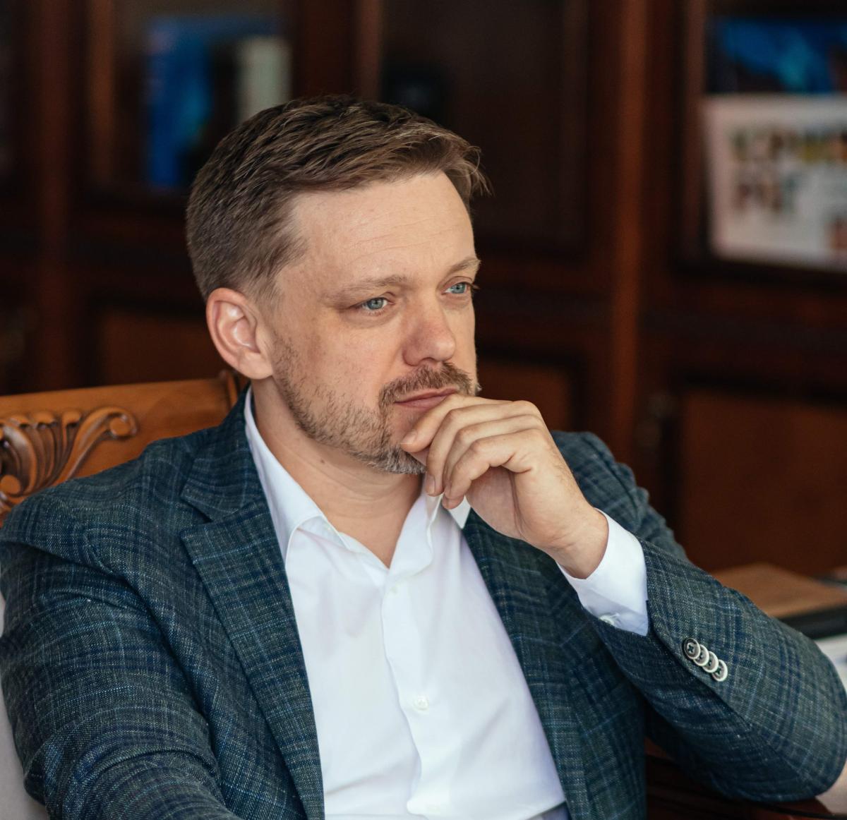 За словами Євгена Мецгера, кожний клієнт банку має персонального менеджера і якісне обслуговування За словами Євгена Мецгера, кожний клієнт банку має персонального менеджера і якісне обслуговування