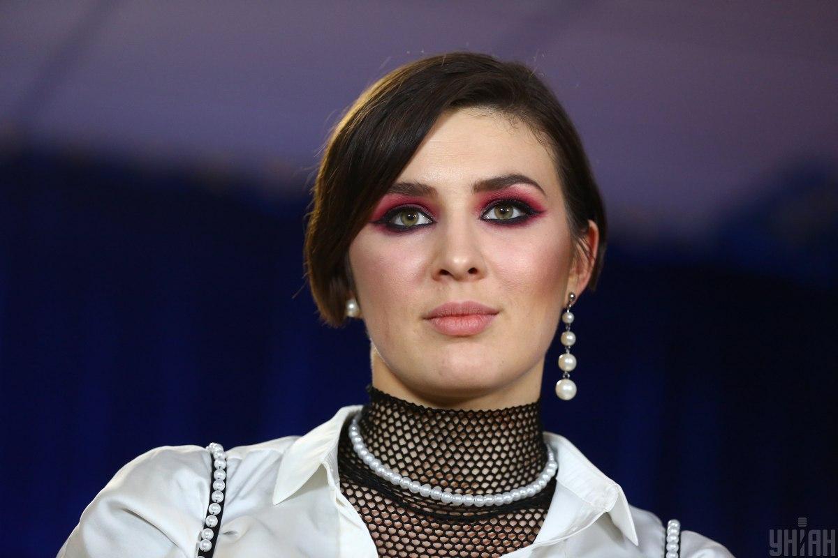 MARUV якобы не расторгла контракт с российским лейблом, а потому имеет возможность продолжать карьеру на территории страны-агрессора / фото УНИАН MARUV якобы не расторгла контракт с российским лейблом, а потому имеет возможность продолжать карьеру на территории страны-агрессора / фото УНИАН