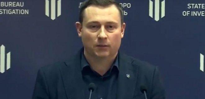 Бабиков работал в юридической фирме Aver Lex, которая представляла интересы Януковича / скриншот из видео Бабиков работал в юридической фирме Aver Lex, которая представляла интересы Януковича / скриншот из видео