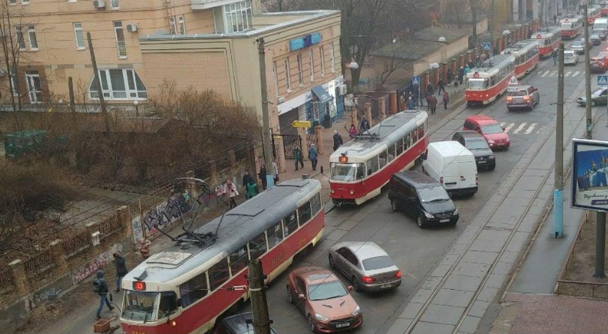 У Києві ускладнився рух трамваїв / dtp.kiev.ua У Києві ускладнився рух трамваїв / dtp.kiev.ua