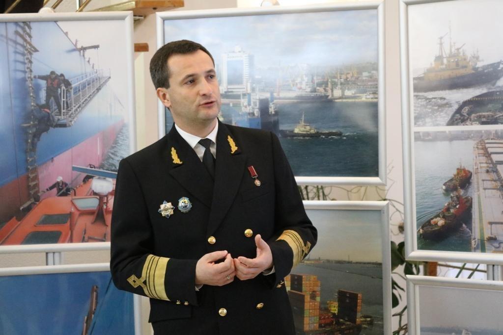 Журналисты обнаружили несоответствие в декларации нового и.о. главы АМПУ / фото АгроЮг Журналисты обнаружили несоответствие в декларации нового и.о. главы АМПУ / фото АгроЮг