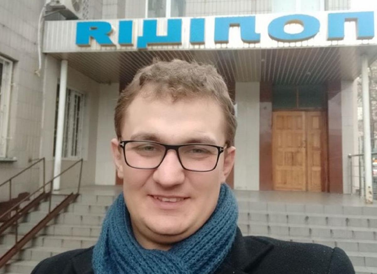 Раніше Євгеній Брагар написав заяву на військову волонтерку за утиски російської мови / facebook.com/yvbragar Раніше Євгеній Брагар написав заяву на військову волонтерку за утиски російської мови / facebook.com/yvbragar