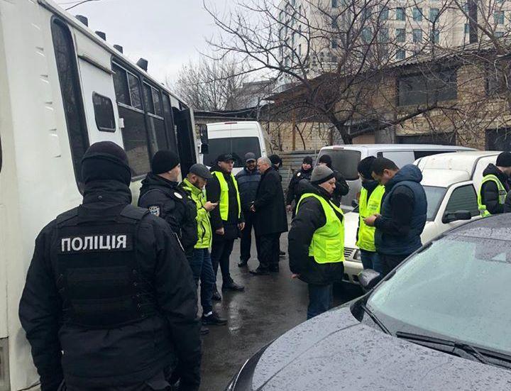 Відносно 12 мігрантів ухвалено рішення про примусове повернення їх до країни походження / фото mvs.gov.ua Відносно 12 мігрантів ухвалено рішення про примусове повернення їх до країни походження / фото mvs.gov.ua