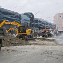 В Киеве спецкомиссия рассмотрит обращения пострадавших во время прорыва теплотрассы около Ocean Plaza