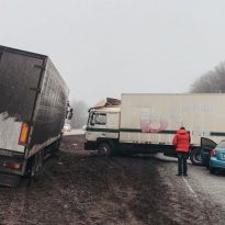 В Кривом Роге в аварию попали сразу 7 автомобилей (фото)