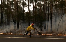 Рятівний дощ: в Австралії після масштабних лісових пожеж почалися зливи
