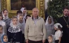 Путін приїхав на різдвяну службу в новому іміджі та був висміяний (відео)