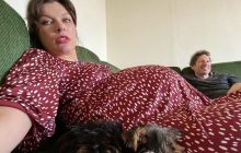 "Спати? Забудьте про це": Йовович поскаржилася на труднощі останніх тижнів вагітності
