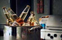 Люди в усьому світі пов'язують новий коронавірус з назвою пива – статистика