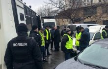 Правоохоронці відзвітувались щодо "облави" біля мечеті в Києві: 12 мігрантів видворять з України