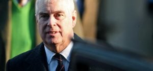 Скандал в Букингеме: король Чарльз стер имя Эндрю из королевской истории