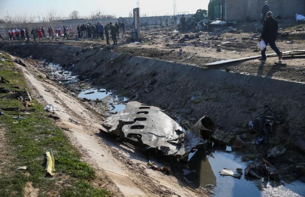 Ряд крупных авиакомпаний приостановили полеты над Ираном после крушения самолета МАУ