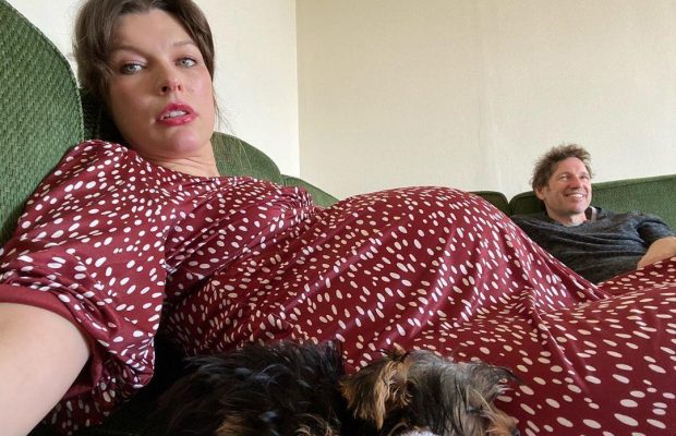 "Спати? Забудьте про це": Йовович поскаржилася на труднощі останніх тижнів вагітності