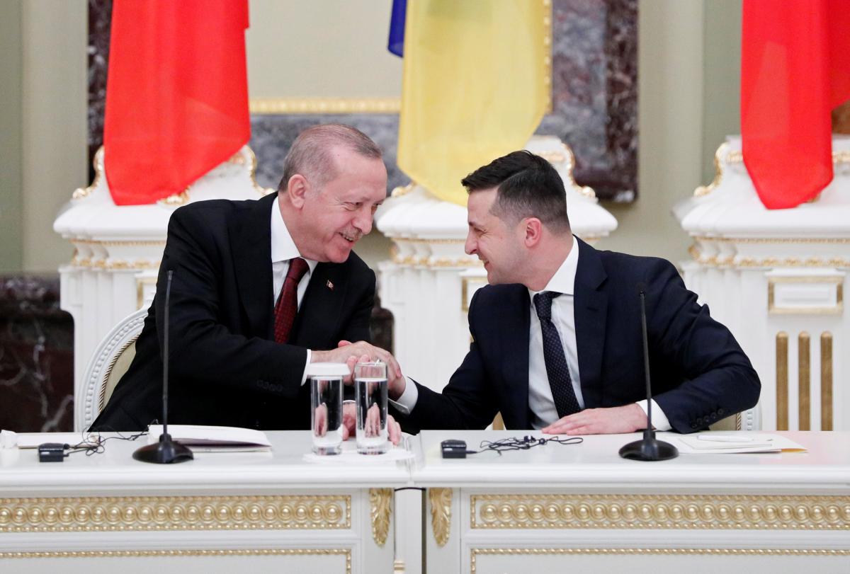 Лидер Турции Реджеп Тайип Эрдоган и Владимир Зеленский / REUTERS